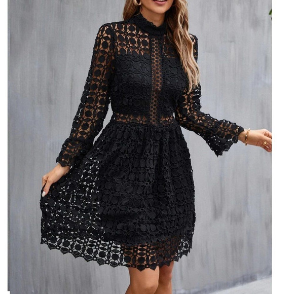 Elegant French Fit-n-Flare Cut Romantic Gupuire Lace Paneled Dress All Black - Picture 6 of 10